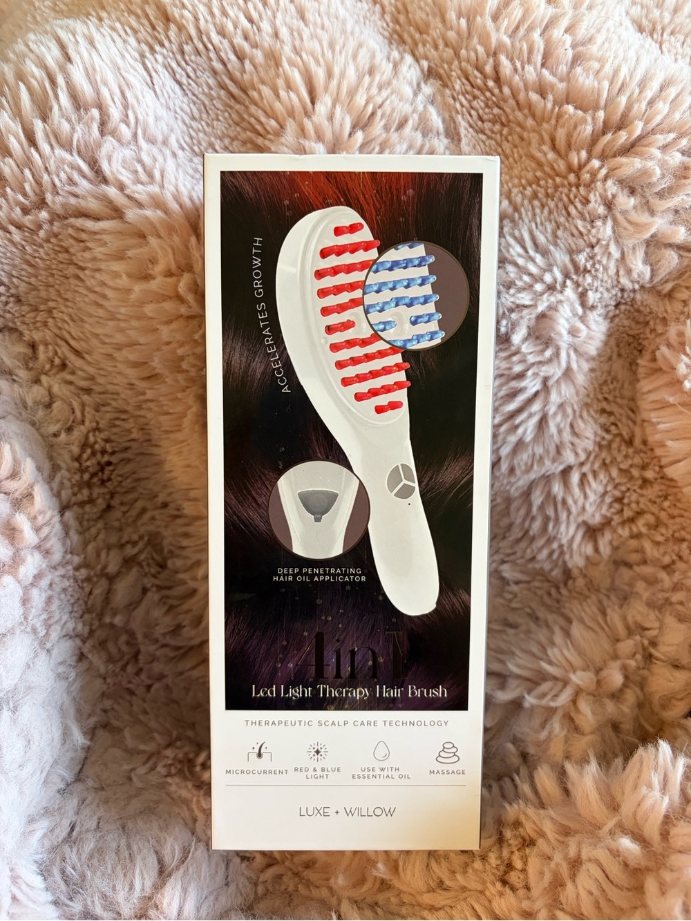 Luxe + Willow White LED Light Therapy Hair Brush - Red Bristles